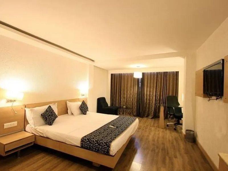 Hotel Manorama Vijayawada Luaran gambar