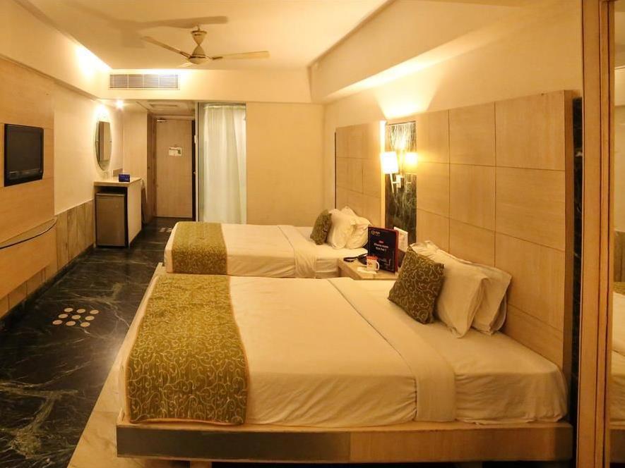 Hotel Manorama Vijayawada Luaran gambar